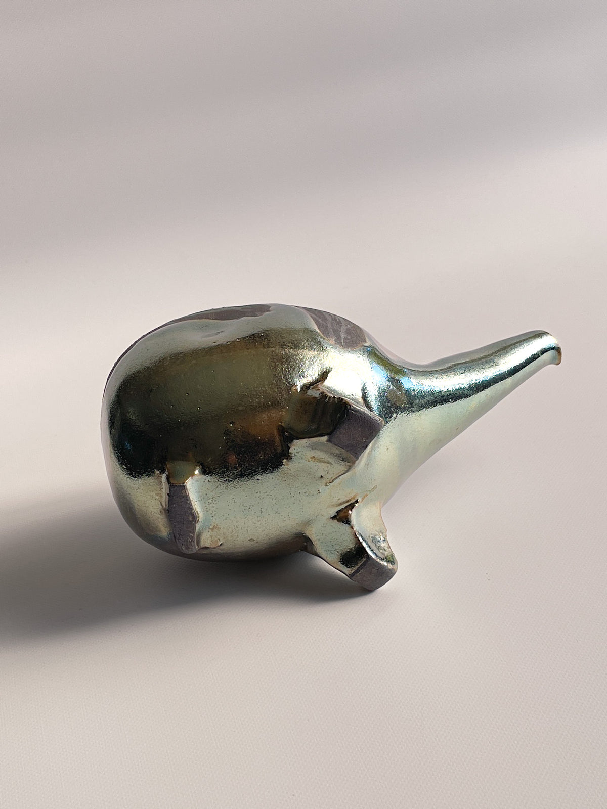 57 METALLIC ELEPHANT sake carafe