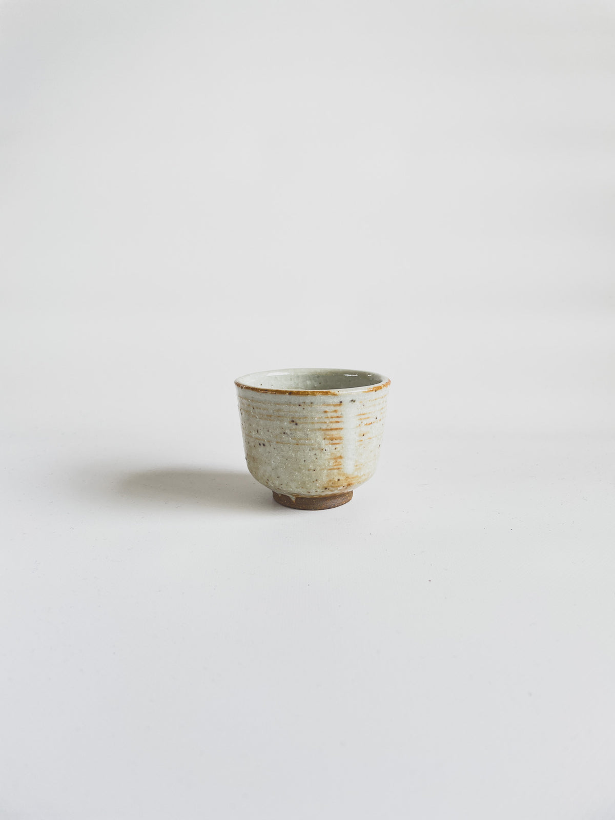TOTONOI sake cup 酒カップ　猪口　陶器