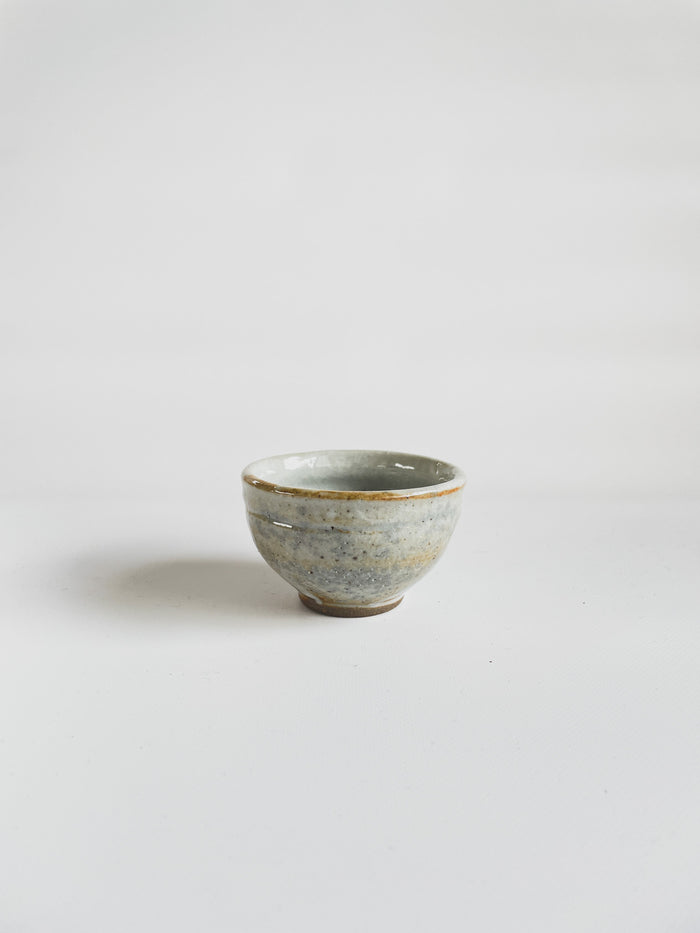 sake cup white shino 酒カップ　白　志野